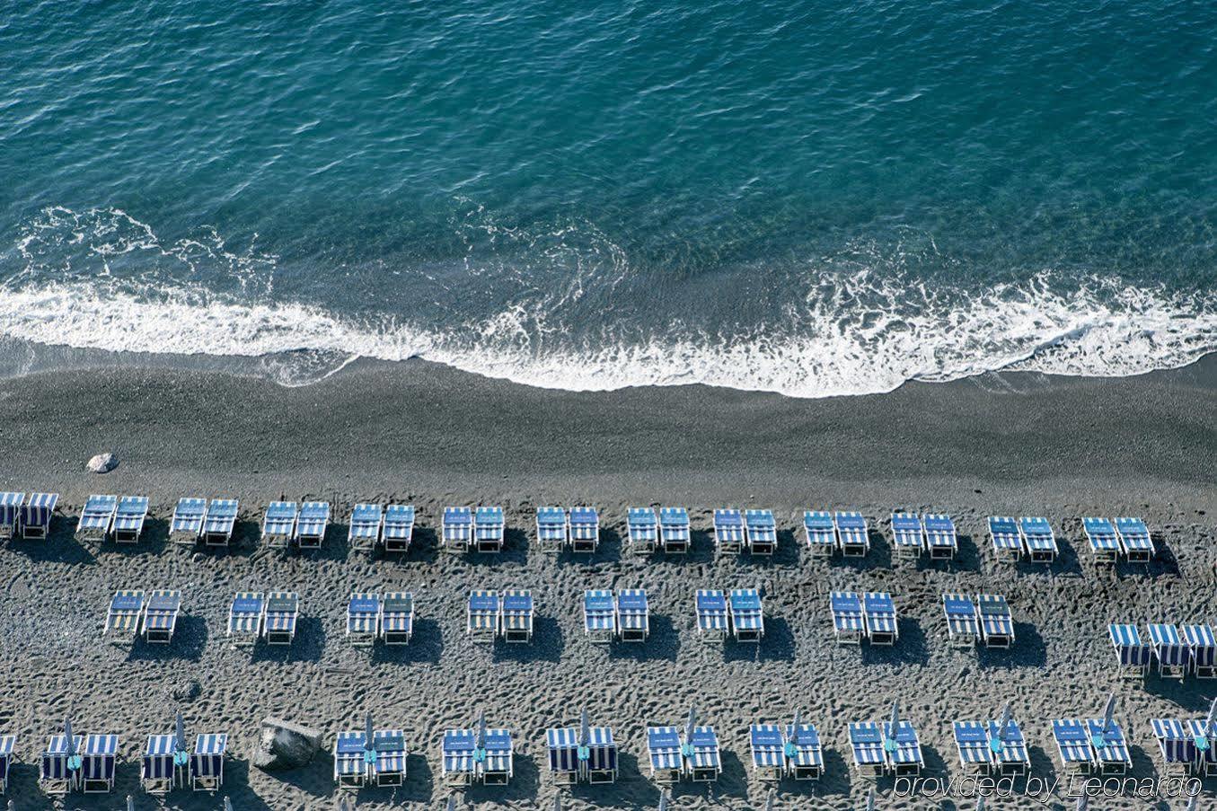 Sea Art Hotel Vado Ligure Exterior photo